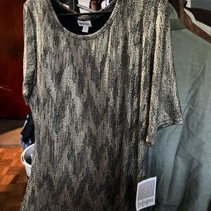 LuLaRoe Metallic Black and Gold Short Sleeve Top